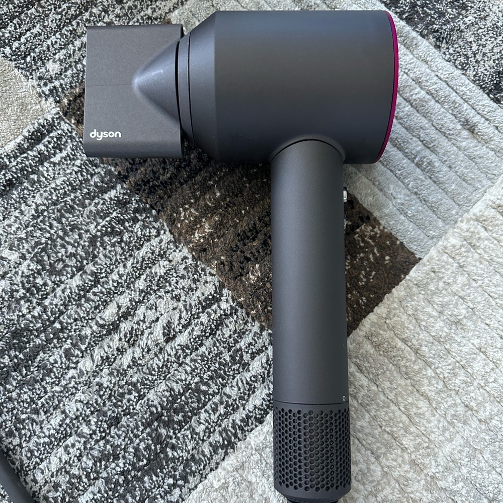 Dyson Supersonic Hair Dryer (Nickel/Fuchsia)
